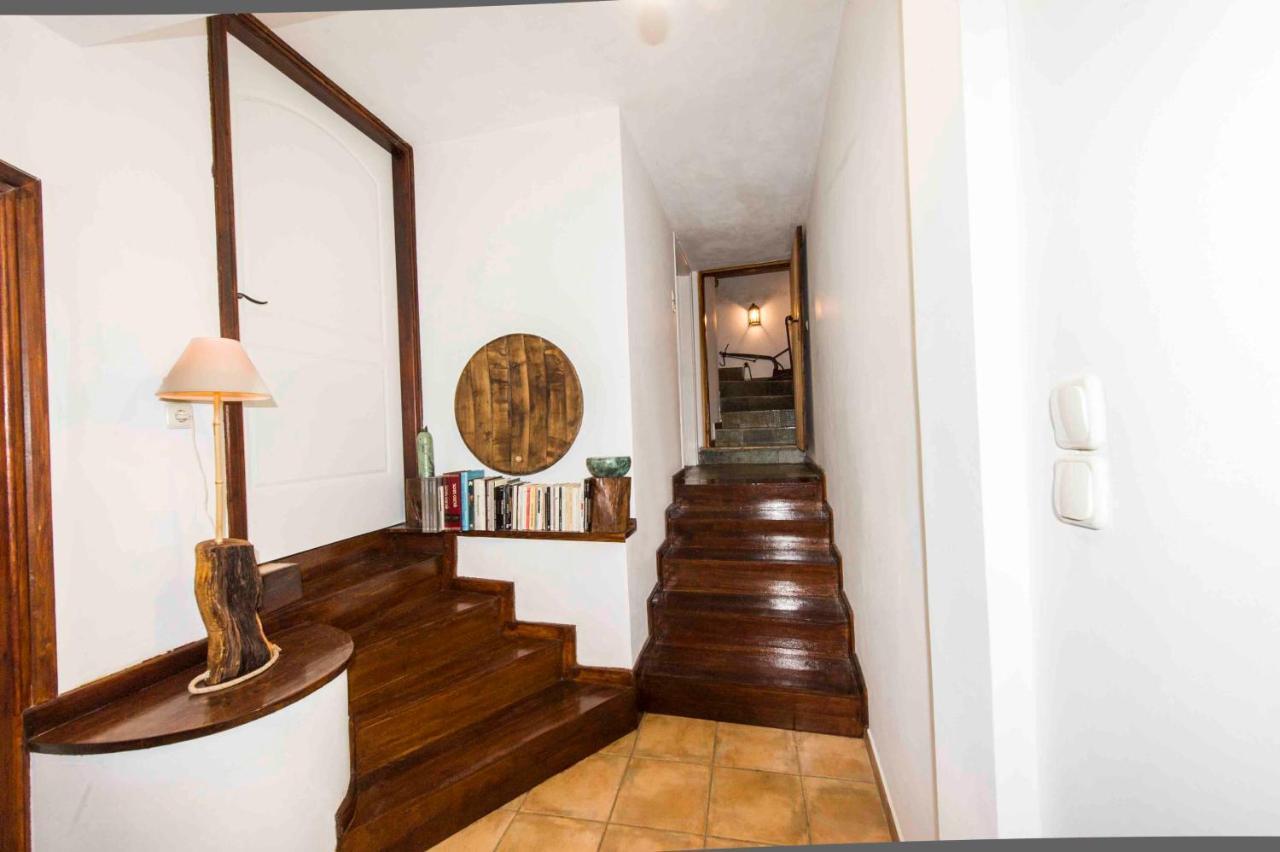 Panorama Of Deep Blue Villa Tseria ภายนอก รูปภาพ